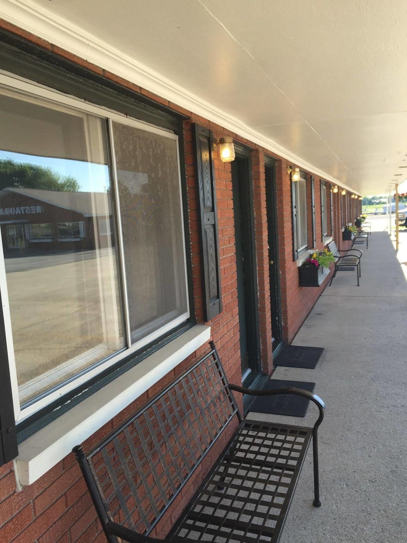 Powhatan Motel Pocahontas Εξωτερικό φωτογραφία