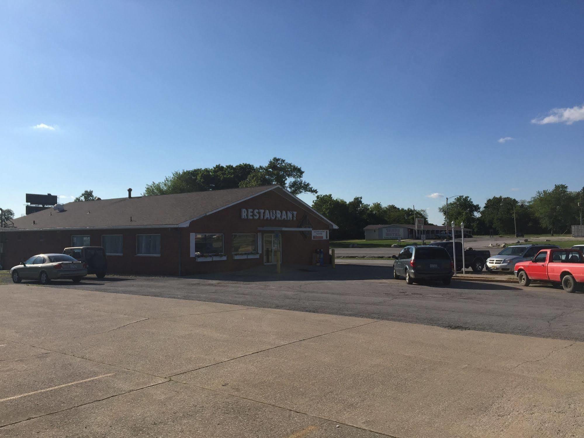 Powhatan Motel Pocahontas Εξωτερικό φωτογραφία